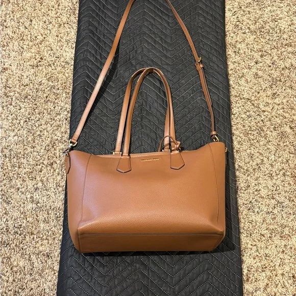 Michael Kors 3 in 1 Tote - Picture 4 of 16